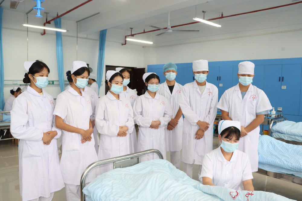 护理（护理学院）